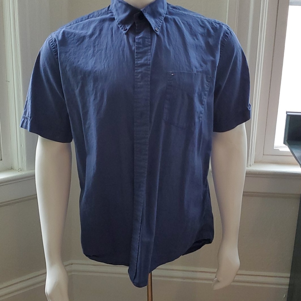 Tommy Hilfiger short sleeve button up men's large